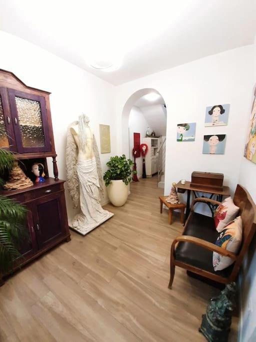 B&B Vegan La Mucca Felice - Grazioso Appartamento Nel Verde Rancio Valcuvia Extérieur photo
